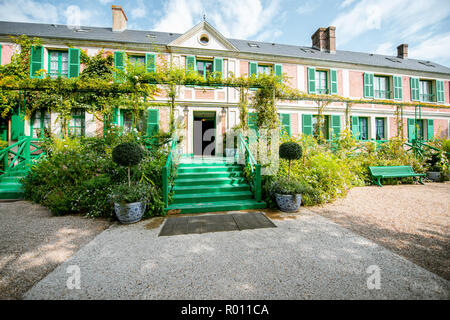 Maison et jardin de Claude Monet, le célèbre peintre impressionniste français à Giverny ville de France Banque D'Images