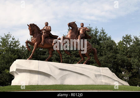 La sculpture équestre à troupe artistique Mansudae Art Studio à Pyongyang Banque D'Images