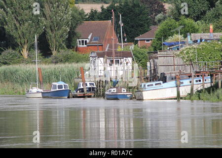 Halling sur la rivière , Kent Banque D'Images