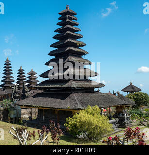 Les pagodes, Mother Temple, le Temple Besakih, Pura Besakih, Bali-Hinduism Penetaran Agung, Banjar, Besakih Bali, Indonésie Banque D'Images