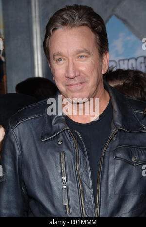 Tim Allen arrivant à la WILD HOGS Première au El Capitan Theatre de Los Angeles. headshot 09 AllenTim005 Red Carpet Event, Vertical, USA, Cinéma, Célébrités, photographie, Bestof, Arts, Culture et divertissement, Célébrités Topix fashion / Vertical, Best of, événement dans la vie d'Hollywood, Californie - Tapis rouge et en backstage, USA, Cinéma, Célébrités, cinéma, télévision, Célébrités célébrités musique, photographie, Arts et culture, Bestof, divertissement, Topix headshot, vertical, une personne, à partir de l'an 2007, enquête tsuni@Gamma-USA.com Banque D'Images