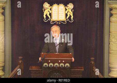 New York, USA. 31 octobre, 2018.Un Sec Gen Antonio Guterres a parlé de Park East Synagogue à propos de massacres à Pittsburgh. Photo : Matthew Russell Lee / Inner City Press Crédit : Matthew Russell Lee/Alamy Live News Banque D'Images