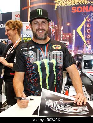 Las Vegas, Nevada, USA. 31 octobre, 2018. Las Vegas, NV, USA. 31 octobre, 2018. Pilote de rallye Ken Block professionnels présents pour 2018 Specialty Equipment Market Association SEMA Show - MON, Las Vegas Convention Center, Las Vegas, NV le 31 octobre 2018. Credit : JA/Everett Collection/Alamy Live News Crédit : Everett Collection Inc/Alamy Live News Banque D'Images