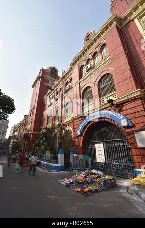 Kolkata Municipal Corporation (siège) Vue du sud, 5 SN Banerjee road, la zone de marché, Kolkata, Inde Banque D'Images