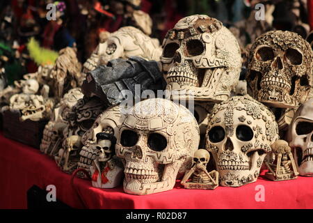 Afficher de crânes à Jour des Morts (dia de los metros) célébration Banque D'Images