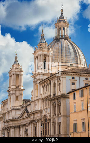 L'église Sainte Agnès in Agone, une magnifique architecture baroque du 17e dans le centre historique de Rome Banque D'Images