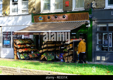 Épicerie spécialisée dans les produits biologiques, Lauriston Road, London, Londres, Royaume-Uni Banque D'Images