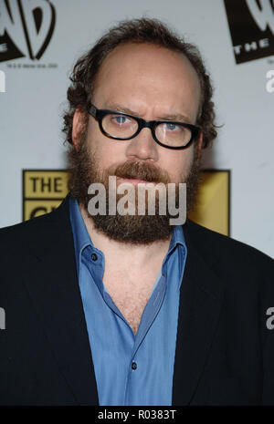 Paul Giamatti arrivant à la 11ème édition du Prix du choix de porte-parole à l'Auditorium de Santa Monica à Los Angeles. 9 janvier 200610. GiamattiPaul010 Red Carpet Event, Vertical, USA, Cinéma, Célébrités, photographie, Bestof, Arts, Culture et divertissement, Célébrités Topix fashion / Vertical, Best of, événement dans la vie d'Hollywood, Californie - Tapis rouge et en backstage, USA, Cinéma, Célébrités, cinéma, télévision, Célébrités célébrités musique, photographie, Arts et culture, Bestof, divertissement, Topix headshot, vertical, une personne, à partir de l'an 2005, enquête tsuni-Gamma@U Banque D'Images