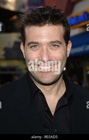 Craig Bierko arrivant à l'ombre à la première à l'Universal Amphitheatre de Los Angelles. 23 mai 2005.BierkoCraig039 Red Carpet Event, Vertical, USA, Cinéma, Célébrités, photographie, Bestof, Arts, Culture et divertissement, Célébrités Topix fashion / Vertical, Best of, événement dans la vie d'Hollywood, Californie - Tapis rouge et en backstage, USA, Cinéma, Célébrités, cinéma, télévision, Célébrités célébrités musique, photographie, Arts et culture, Bestof, divertissement, Topix headshot, vertical, une personne, à partir de l'an 2005, enquête tsuni@Gamma-USA.com Banque D'Images