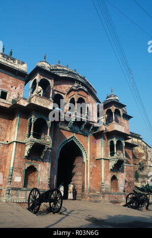 Entrée du Fort Ramnagar, Varanasi, Uttar Pradesh, Inde, Asie Banque D'Images