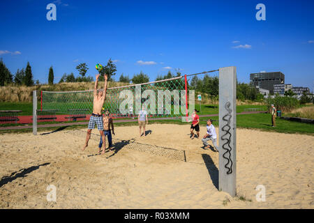 Essen, Ruhr, Allemagne, Krupp-Park, beach-volley, un projet de développement urbain Krupp-Guertel Banque D'Images