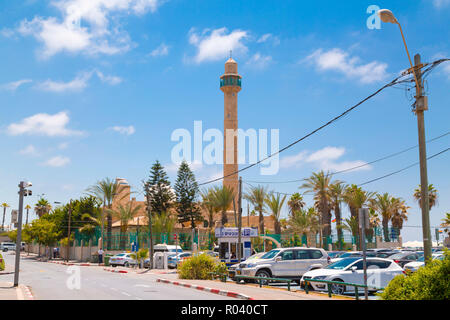 Tel Aviv, Israël - le 6 juin 2018 : Hasan Bey mosquée Hassan Bek ou le long de la plage de Jaffa à Tel Aviv, Israël. Banque D'Images