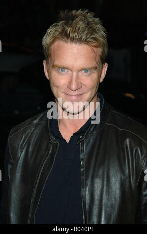 Anthony Michael Hall arrivant à la Kiss Kiss bang bang Premiere au Chinese Theatre de Los Angeles. 18 octobre 2005.HallAnthonyMichael037 Red Carpet Event, Vertical, USA, Cinéma, Célébrités, photographie, Bestof, Arts, Culture et divertissement, Célébrités Topix fashion / Vertical, Best of, événement dans la vie d'Hollywood, Californie - Tapis rouge et en backstage, USA, Cinéma, Célébrités, cinéma, télévision, Célébrités célébrités musique, photographie, Arts et culture, Bestof, divertissement, Topix headshot, vertical, une personne, à partir de l'an 2005, enquête tsuni@Gamma-USA Banque D'Images