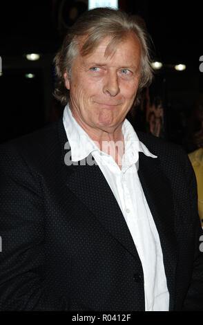 Rutger Hauer arrivant à la Sin City Premiere à l'échelle nationale Mann Theatre de Los Angeles. 28 mars 2005.HauerRutger010 Red Carpet Event, Vertical, USA, Cinéma, Célébrités, photographie, Bestof, Arts, Culture et divertissement, Célébrités Topix fashion / Vertical, Best of, événement dans la vie d'Hollywood, Californie - Tapis rouge et en backstage, USA, Cinéma, Célébrités, cinéma, télévision, Célébrités célébrités musique, photographie, Arts et culture, Bestof, divertissement, Topix headshot, vertical, une personne, à partir de l'an 2005, enquête tsuni@Gamma-USA.com Banque D'Images