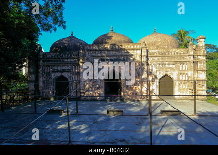 Shahbaz Khan mosquée ou Haji Khwaja Shahbaz mosquée est une mosquée historique situé à Dhaka, au Bangladesh. Un marchand de prince de Dhaka Haji khwaja Shahbaz Banque D'Images