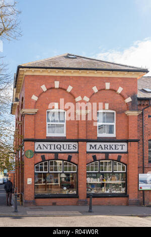 Marché d'antiquités de Stretton dans le Shropshire ville de Church Stretton Banque D'Images