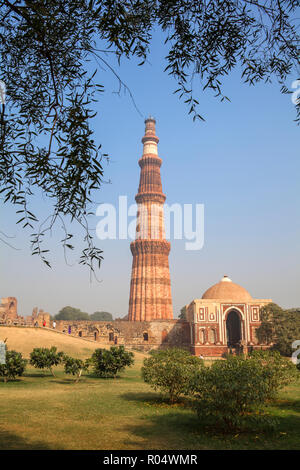 Qutub Minar, UNESCO World Heritage Site, Delhi, Inde, Asie Banque D'Images