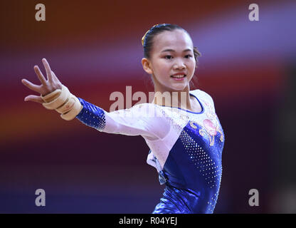 Doha, Qatar. 06Th Nov, 2018. Yile Chen (CHN) à la terre. GES/gym/Championnats du monde de gymnastique à Doha, multi-combat finale, 01.11.2018 - GES/Gymnastique Artistique Gymnastique/Championnats du Monde : 01.11.2018 - utilisation dans le monde entier | Credit : dpa/Alamy Live News Banque D'Images