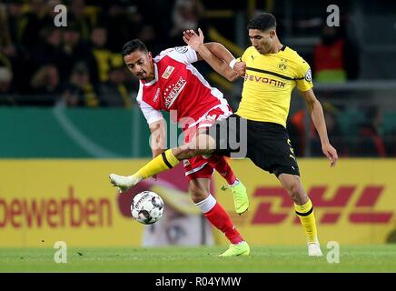 Dortmund, Allemagne. 31 octobre, 2018. firo : 31.10.2018, football, DFB Pokal, saison 2018/2019, BVB, Borussia Dortmund - Union Berlin, duels, Achraf HAKIMI, BVB Borussia Dortmund, plein la figure, l'utilisation de crédit dans le monde entier | : dpa/Alamy Live News Banque D'Images