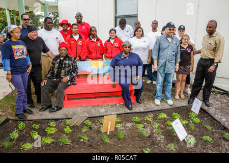 Miami Florida,Little Haiti,Edison Plaza,public Martin Luther King Jr MLK,AmeriCorps,City Year,service,étudiants étudiants,bénévoles bénévoles bénévoles Banque D'Images