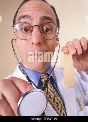 Les médecins d'une visite d'un point de vue personnel du patient ou d'afficher et de médecin à la bouche sur des patients Banque D'Images