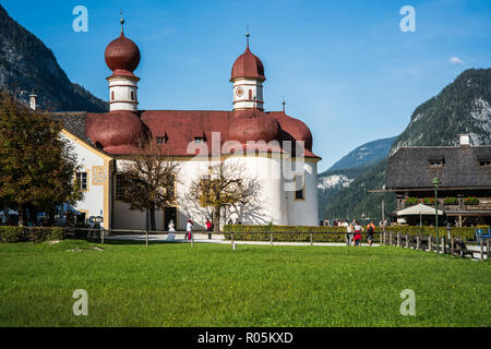 St Bartholomew's Church, le parc national de Berchtesgaden, Allemagne, Europe. Banque D'Images