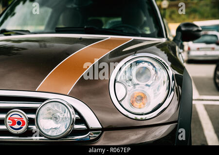 Santa Agnes de Malanyanes, Barcelone, Espagne - 19 mai 2018 : Mini lampe de phare de voiture. Banque D'Images