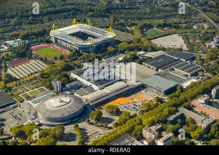 Dortmund Messe, Umbau Messeeingang SignalIdunaPark,Westfalenhalle, Dortmund, Dortmund Westfalenstadion, BVB-Stadion, Fußballstadion, , Steinerne Brück Banque D'Images