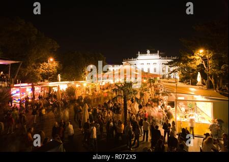 Wien, Opernfilmfestival - Chateau de Vienne, Musique Film Festival en face de l'hôtel de ville Banque D'Images