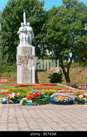 9 août 2018, région de Kaliningrad, Russie, Allemagne, "à la mémoire des soldats qui sont tombés dans l'agression de Pillau', un monument militaire en Baltiysk Banque D'Images