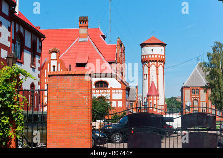 9 août 2018, région de Kaliningrad, Russie, Allemagne,tour de l'eau de la caserne d'infanterie, le bâtiment de la flotte de la Baltique de la Fédération de Russie Banque D'Images