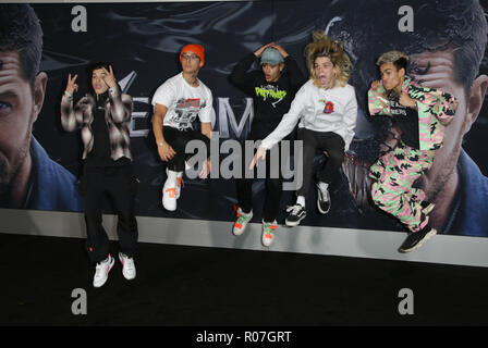 Assister à des célébrités e première mondiale de "VENOM" au Regency Village Theatre. Comprend : PrettyMuch Où : Westwood, California, United States Quand : 01 Oct 2018 Crédit : Brian à/WENN.com Banque D'Images