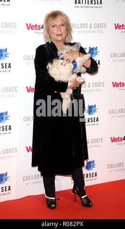 La photo doit être crédité ©Presse Alpha 078237 01/11/2018 Jennifer Saunders au col et bal de gala Manteaux 2018 tenue à Battersea Evolution dans Battersea Park, Londres Banque D'Images