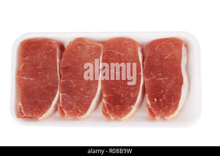 Les morceaux de filets de bœuf en fort isolé sur fond blanc Banque D'Images