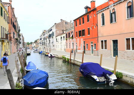 La photo reflex numérique HD de Venise, Italie. Toutes les photos sont prises dans la vraie Venise Italie. Vous pouvez voir le Grand Canal, bateaux, lieux, bâtiments. A voir Banque D'Images