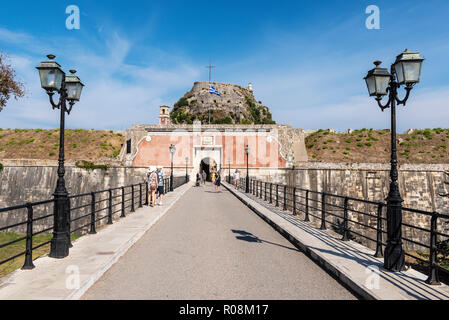 Entrée privée, pont, ancienne forteresse, Kerkyra, île de Corfou, îles Ioniennes, Grèce Banque D'Images