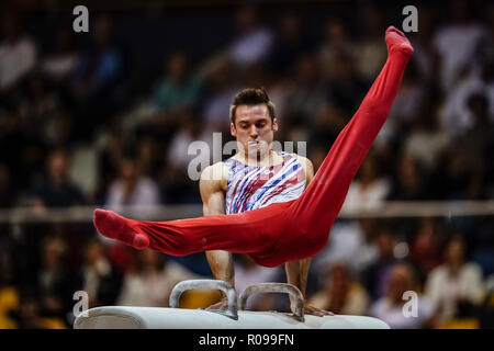 Doha, Qatar. 2 novembre 2018 : Samuel Mikulak des États-Unis au cours de Cheval-arçons pour les hommes à l'Aspire Dome de Doha, Qatar, Championnats du Monde de Gymnastique Artistique FIG. Ulrik Pedersen/CSM Crédit : Cal Sport Media/Alamy Live News Banque D'Images