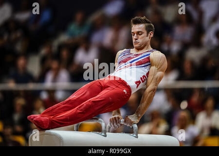 Doha, Qatar. 2 novembre 2018 : Samuel Mikulak des États-Unis au cours de Cheval-arçons pour les hommes à l'Aspire Dome de Doha, Qatar, Championnats du Monde de Gymnastique Artistique FIG. Ulrik Pedersen/CSM Crédit : Cal Sport Media/Alamy Live News Banque D'Images