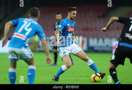 Stadio San Paolo, Naples, Italie. Nov 2, 2018. Football Serie A, Naples contre Empoli ; Fabian Ruiz de Naples ressemble un passage à travers le crédit de la défense : Action Plus Sport/Alamy Live News Banque D'Images