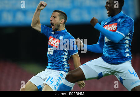 Stadio San Paolo, Naples, Italie. Nov 2, 2018. Football Serie A, Naples contre Empoli, Dries Mertens de Naples célèbre marquant son tour du chapeau dans la victoire de 5-1 : Action Crédit Plus Sport/Alamy Live News Banque D'Images