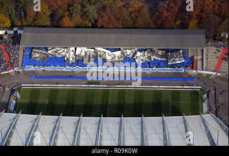 Aujourd'hui, c'est le dernier jeu de la vieille Wildparkstadion. La nouvelle construction du stade commence le 05.11.2018. GES / football / photos aériennes dernier match au KSC Wildparkstadion, KSC - Wuerzbueger Kickers, 03.11.2018 / Football : Football 3e Ligue : Vue aérienne de Karlsruhe Stade Stade Stade Wildpark, Karlsruhe, Novembre 03, 2018 | dans le monde entier Banque D'Images