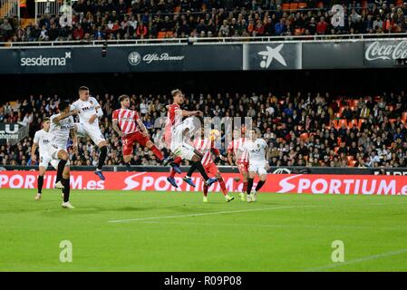 Rodrigo de Valence en action au cours de la ligue espagnole, La Liga, match de football entre Valence et Gérone le 03 novembre, au stade Mestalla de Valence, Espagne. Appuyez sur cordon Banque D'Images