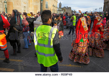 Edinburgh, Royaume-Uni. 3 novembre, 2018. Festival du Diwali street parade au monticule. Credit : Craig Brown/Alamy Live News. Banque D'Images