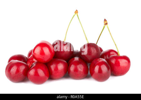 Les baies mûres de cerise douce rouge isolé sur fond blanc Banque D'Images