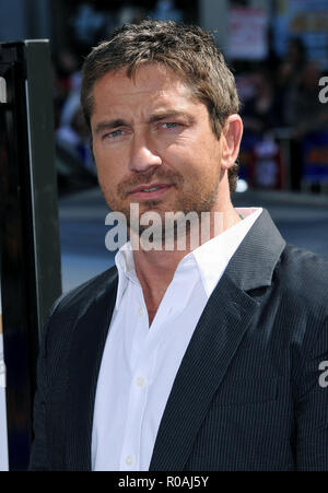 Gerard Butler @ premiere de l'île de Nim au Chinese Theatre de Los Angeles. Contact ButlerGerard headshot eye 026 Red Carpet Event, Vertical, USA, Cinéma, Célébrités, photographie, Bestof, Arts, Culture et divertissement, Célébrités Topix fashion / Vertical, Best of, événement dans la vie d'Hollywood, Californie - Tapis rouge et en backstage, USA, Cinéma, Célébrités, cinéma, télévision, Célébrités célébrités musique, photographie, Arts et culture, Bestof, divertissement, Topix headshot, vertical, une personne, à partir de l'an 2008, enquête tsuni@Gamma-USA.com Banque D'Images