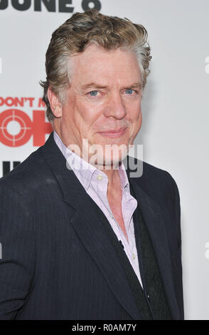 Christopher McDonald - Vous Don't Mess With ZOHAN Premiere au Chinese Theatre de Los Angeles. portrait contact visuel 12 McDonaldChristopher 012 Red Carpet Event, Vertical, USA, Cinéma, Célébrités, photographie, Bestof, Arts, Culture et divertissement, Célébrités Topix fashion / Vertical, Best of, événement dans la vie d'Hollywood, Californie - Tapis rouge et en backstage, USA, Cinéma, Célébrités, cinéma, télévision, Célébrités célébrités musique, photographie, Arts et culture, Bestof, divertissement, Topix headshot, vertical, une personne, à partir de l'an 2008, enquête tsuni-Gamma@US Banque D'Images