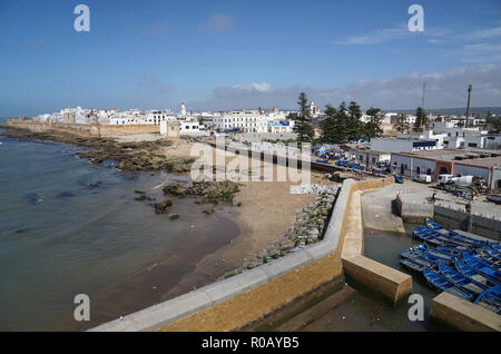 Avis sur medina de Skala du port, Essaouira, Maroc, Afrique Banque D'Images