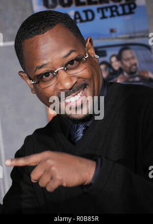 Martin Lawrence College Road Trip Première au El Capitan Theatre de Los Angeles. Contact oculaire Headshot smile doigt01 LawrenceMartin 01 Red Carpet Event, Vertical, USA, Cinéma, Célébrités, photographie, Bestof, Arts, Culture et divertissement, Célébrités Topix fashion / Vertical, Best of, événement dans la vie d'Hollywood, Californie - Tapis rouge et en backstage, USA, Cinéma, Célébrités, cinéma, télévision, Célébrités célébrités musique, photographie, Arts et culture, Bestof, divertissement, Topix headshot, vertical, une personne, à partir de l'an 2008, l'enquête gamma@tsuni Banque D'Images