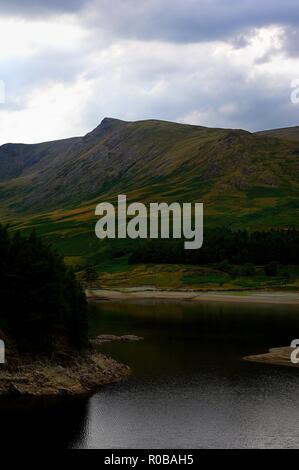 Kidsty Pike au-dessus un faible Haweswater Banque D'Images