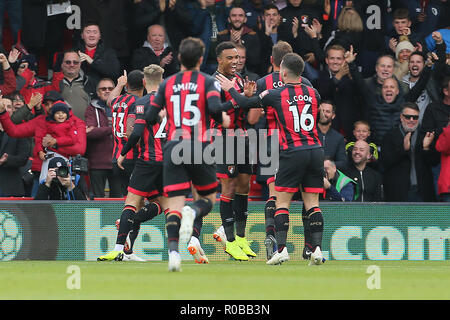 Bournemouth Callum Wilson fête marquant son premier but de côtés du jeu pendant le premier match de championnat à la vitalité Stadium, Bournemouth. Banque D'Images